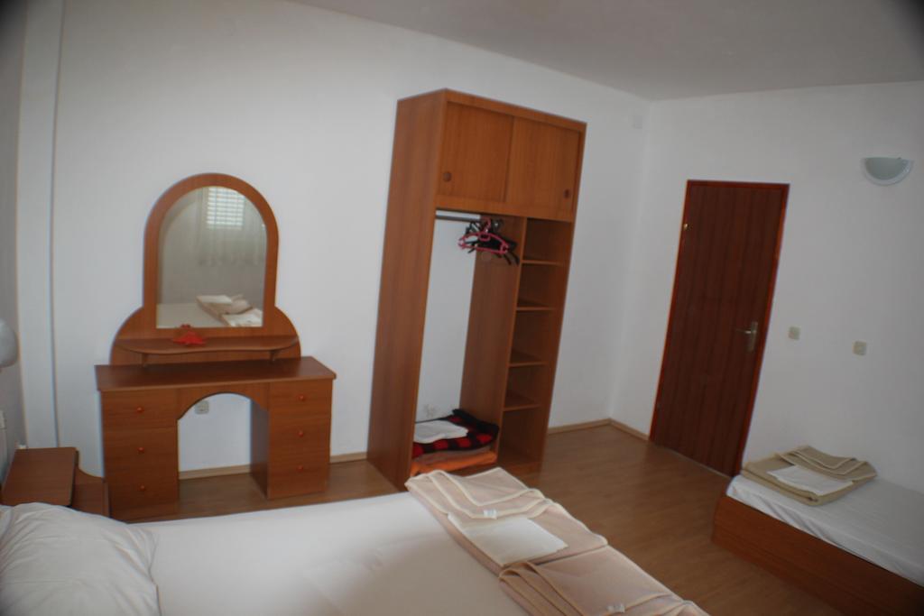 Guest House Katic Trpanj Quarto foto